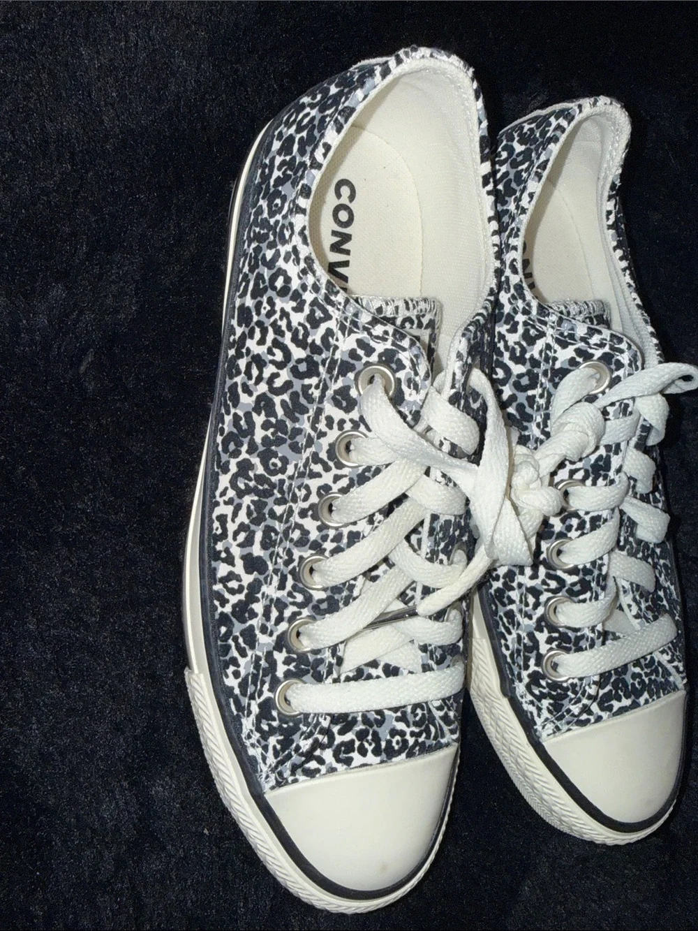 Converse Chuck Taylor All Star Low Top Leopard Sneakers Size W 7.5 / M 5.5
